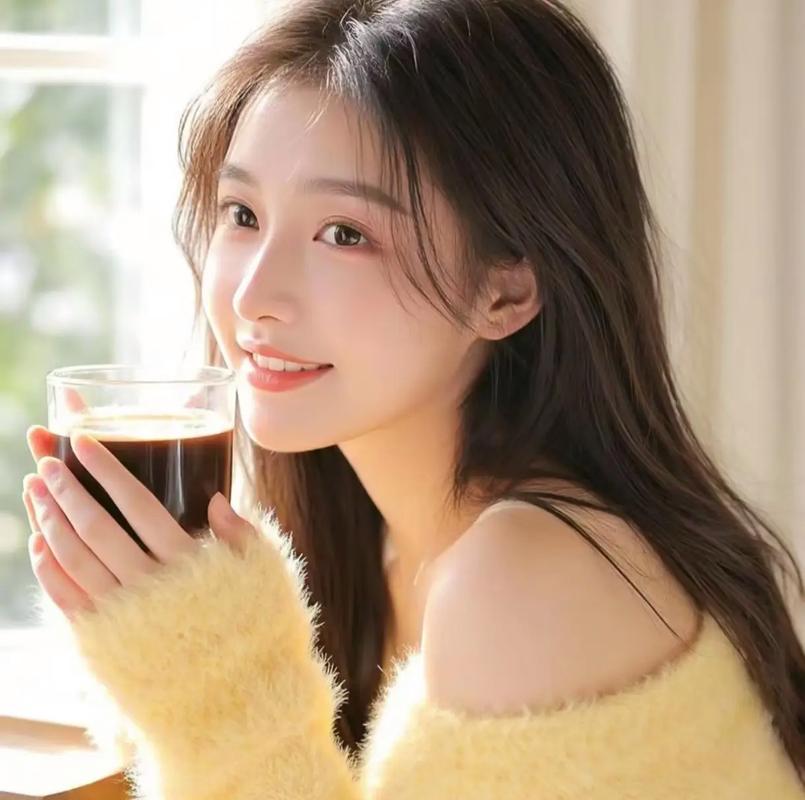 济南动物园大熊猫“华奥”迎来18岁生日